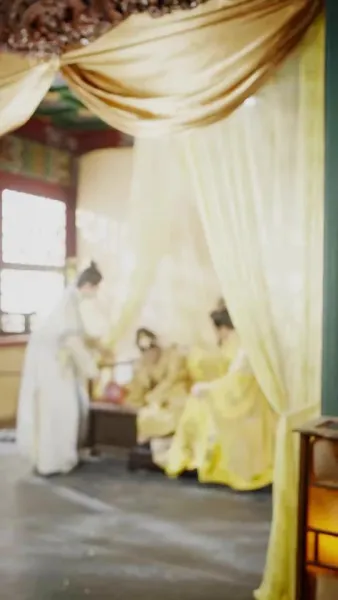 หญิงอ้วนเดินทางข้าวเวลาเพียงเพื่อหาเงิน