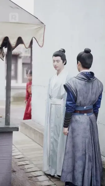 หญิงอ้วนเดินทางข้าวเวลาเพียงเพื่อหาเงิน