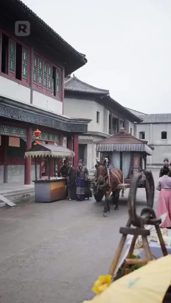 หญิงอ้วนเดินทางข้าวเวลาเพียงเพื่อหาเงิน