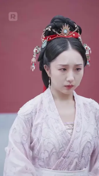 หญิงอ้วนเดินทางข้าวเวลาเพียงเพื่อหาเงิน