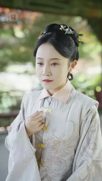 หญิงอ้วนเดินทางข้าวเวลาเพียงเพื่อหาเงิน