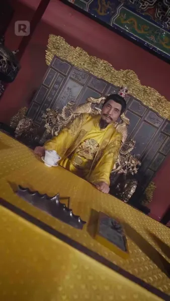 หญิงอ้วนเดินทางข้าวเวลาเพียงเพื่อหาเงิน