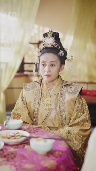 หญิงอ้วนเดินทางข้าวเวลาเพียงเพื่อหาเงิน