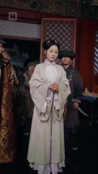 หญิงอ้วนเดินทางข้าวเวลาเพียงเพื่อหาเงิน