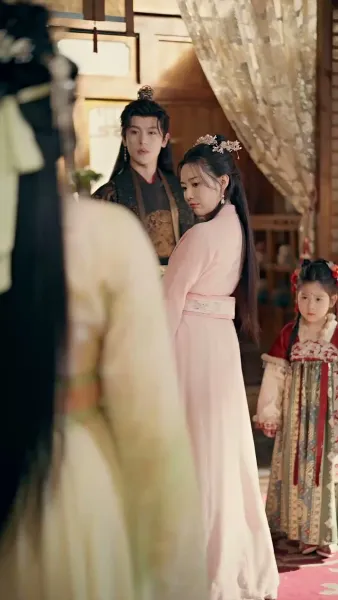  [พากย์ไทย] ท่านพ่อกลายเป็นท่านอ๋อง แม่จ๋าท่านอย่าเพิ่งสลบ