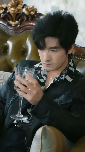 สัญญาลับในตระกูลใหญ่