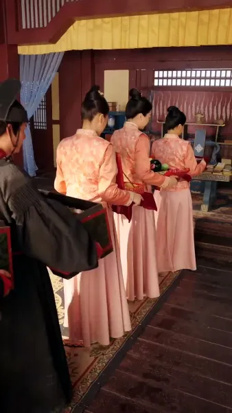 ยามความดี ผลิดอกออกผล