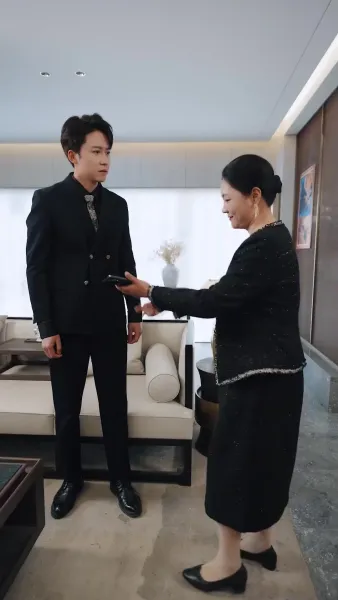 （พากย์ไทย）เห็นค่าในวันที่สาย