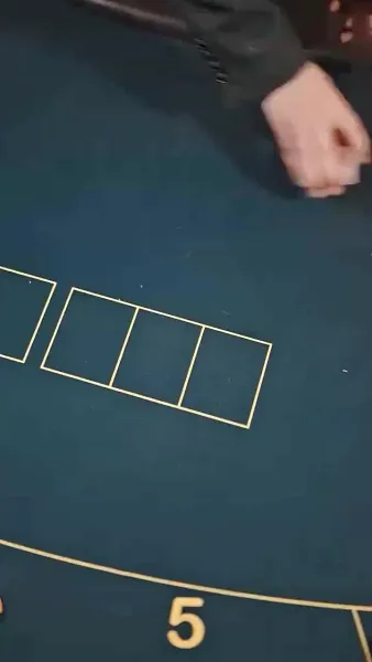 ฉันลาออก หลังแอบกอดลูกเจ้านาย 