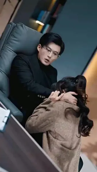 ฉันลาออก หลังแอบกอดลูกเจ้านาย 