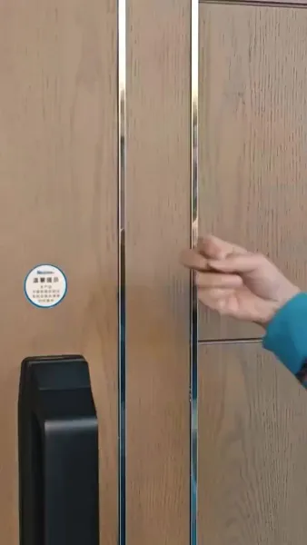 ฉันลาออก หลังแอบกอดลูกเจ้านาย 