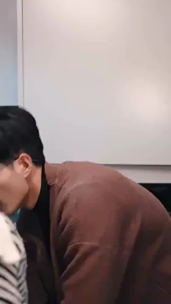 ฉันลาออก หลังแอบกอดลูกเจ้านาย 