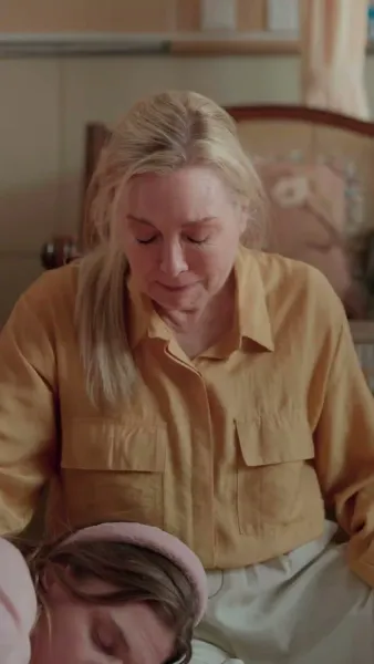 อย่าแหย่ พ่อแม่เศรษฐีผู้พลัดรัก