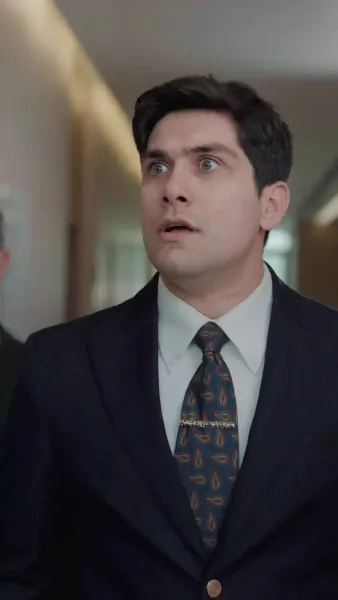 อย่าแหย่ พ่อแม่เศรษฐีผู้พลัดรัก