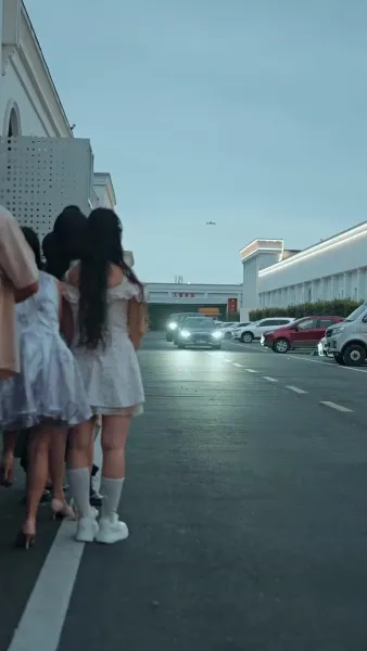 รักสายฟ้าแลบของสองพี่น้อง