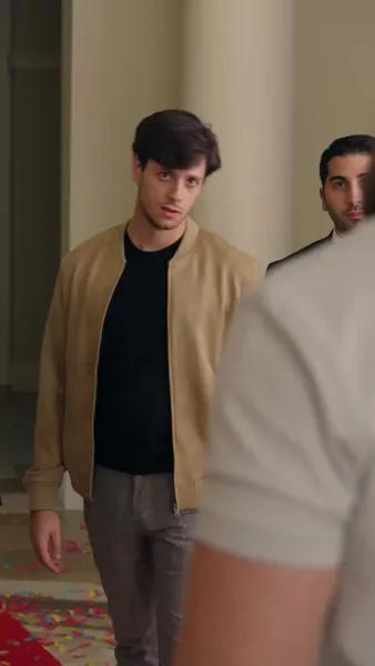 ทายาทสาวใจทรนง[พากย์เสียง]