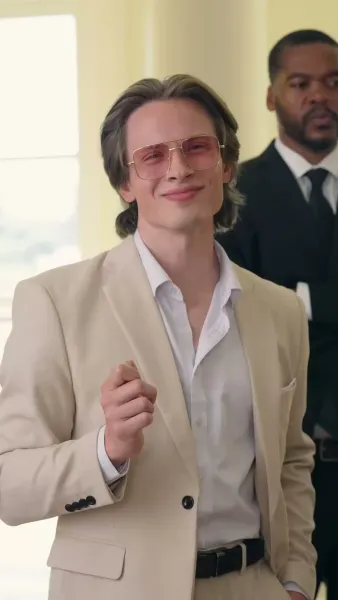 ทายาทสาวใจทรนง[พากย์เสียง]