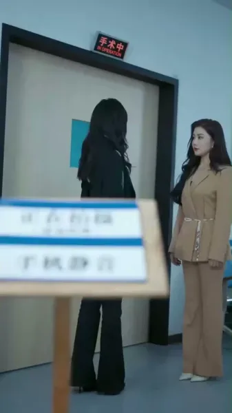 ราชินีฟื้นคืนชีพ