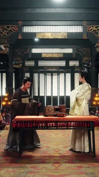 ยอดรักจอมเขมือบแห่งจวนกั๋วกง