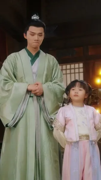 ยอดรักจอมเขมือบแห่งจวนกั๋วกง