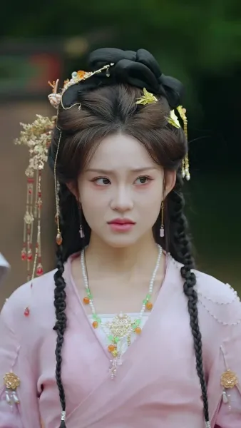 ยอดรักจอมเขมือบแห่งจวนกั๋วกง