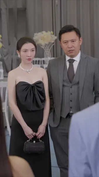 หย่าแล้วรวยคุณพชรหลบไป