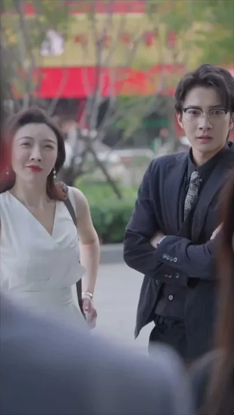 หย่าแล้วรวยคุณพชรหลบไป