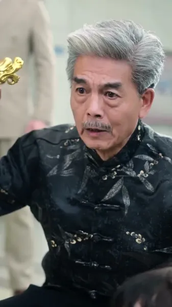 บทกล่อมแห่งความพังทลาย