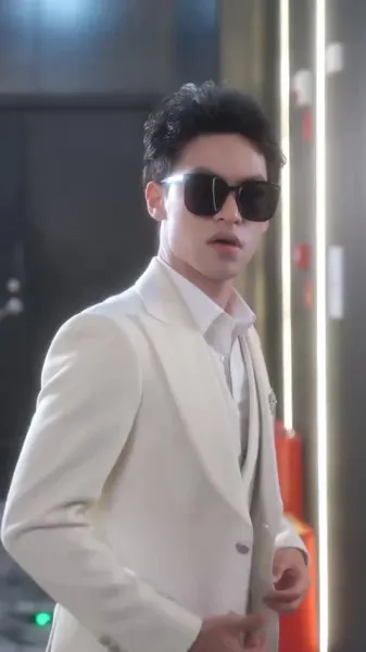 บทกล่อมแห่งความพังทลาย