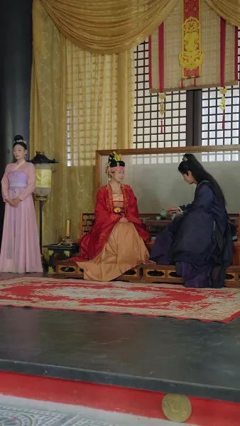 ลิขิตแค้นเหนือบัลลังก์