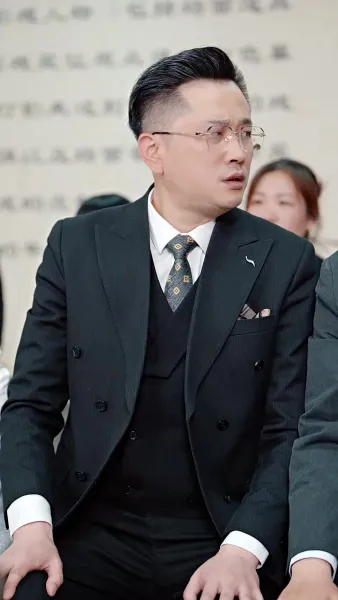 หลังหย่า ผมกลายเป็นหนุ่มทรงเสน่ห์