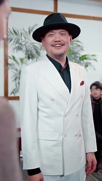 หลังหย่า ผมกลายเป็นหนุ่มทรงเสน่ห์