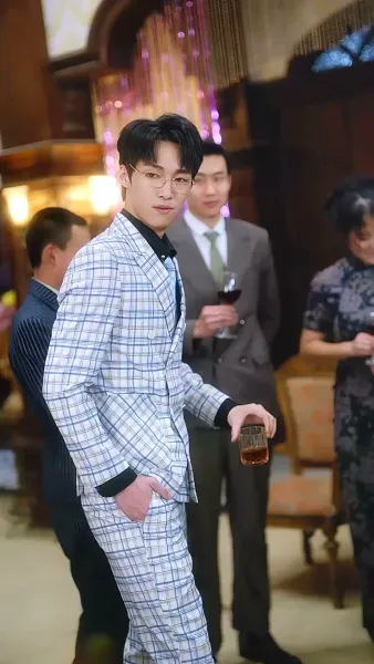 นายพลช่วยใจอ่อนหน่อย