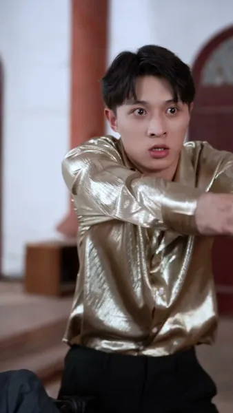 คุณเสิ่นไม่เจอกันนานสบายดีไหม