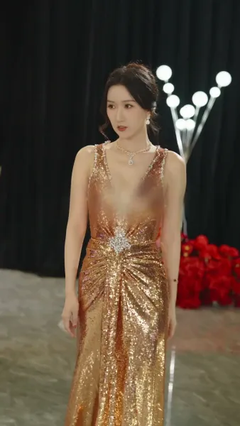 คุณเสิ่นไม่เจอกันนานสบายดีไหม