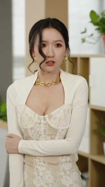 คุณเสิ่นไม่เจอกันนานสบายดีไหม