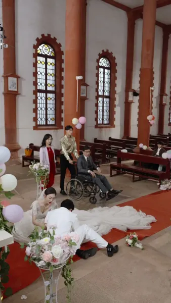 คุณเสิ่นไม่เจอกันนานสบายดีไหม