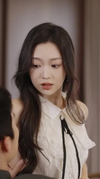 คุณเสิ่นไม่เจอกันนานสบายดีไหม