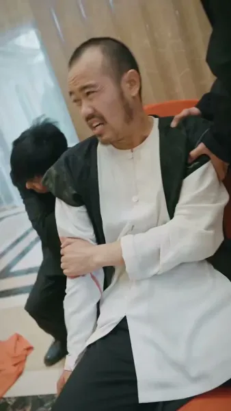 พี่ชายข้านี่แหละคือยอดฝีมือ