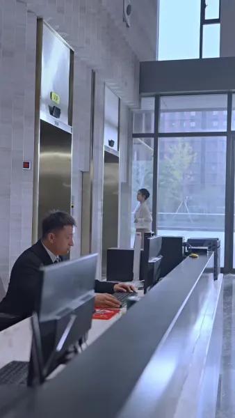 โลกบังเอิญเหวี่ยงรักมาให้