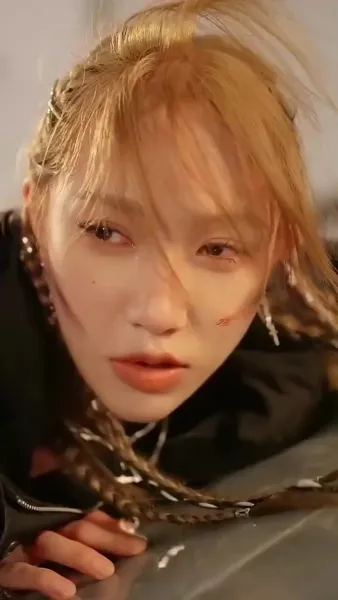 เจ็ดปีแห่งสายลมและความเสียใจ