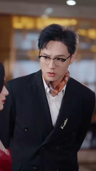 บาดแผลใต้แสงขาว