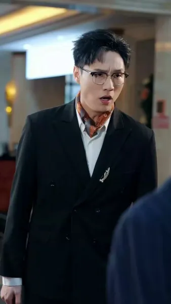 บาดแผลใต้แสงขาว