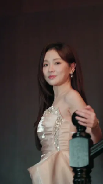 คุณนายใช้ปากอาถรรพ์จีบรัก