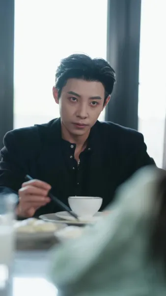 คุณนายใช้ปากอาถรรพ์จีบรัก