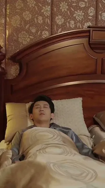 สามีผักฟื้นในคืนเข้าหอ