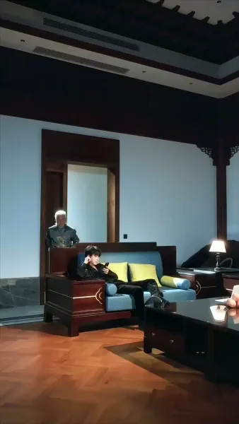 ผู้มาเยือนจากอดีต(พากย์ไทย)