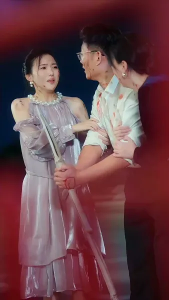 ผู้มาเยือนจากอดีต(พากย์ไทย)