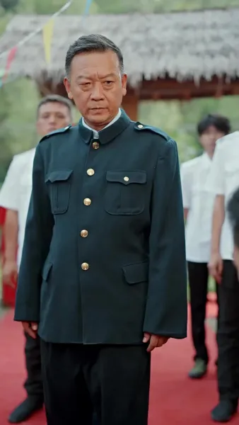 แม่เลี้ยงตัวร้ายพาลูกกินเนื้อทุกมื้อ