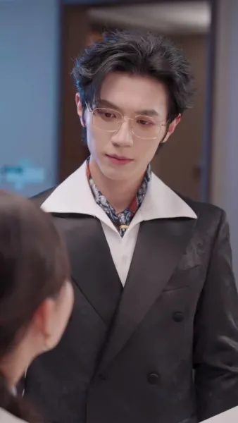 จันทร์เต็มดวงกับหมาป่า